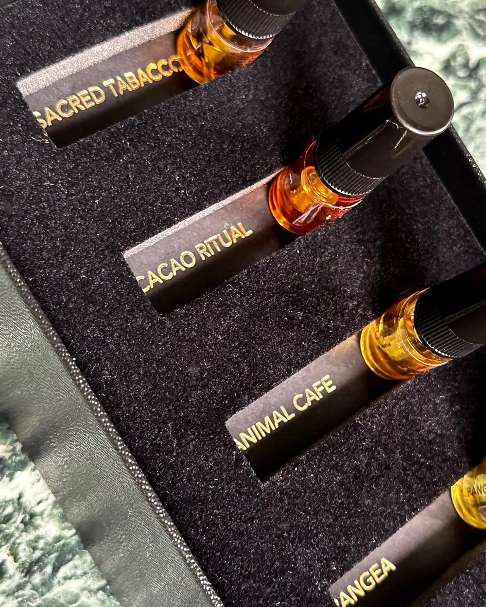 Extra Virgo Forbidden Botanica Discovery Set | 5 x 2ml Extrait de Parfum