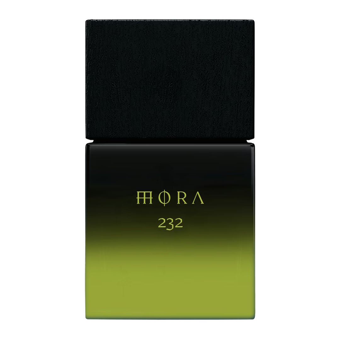 Wolf Brothers Mora 232 eau de parfum bottle